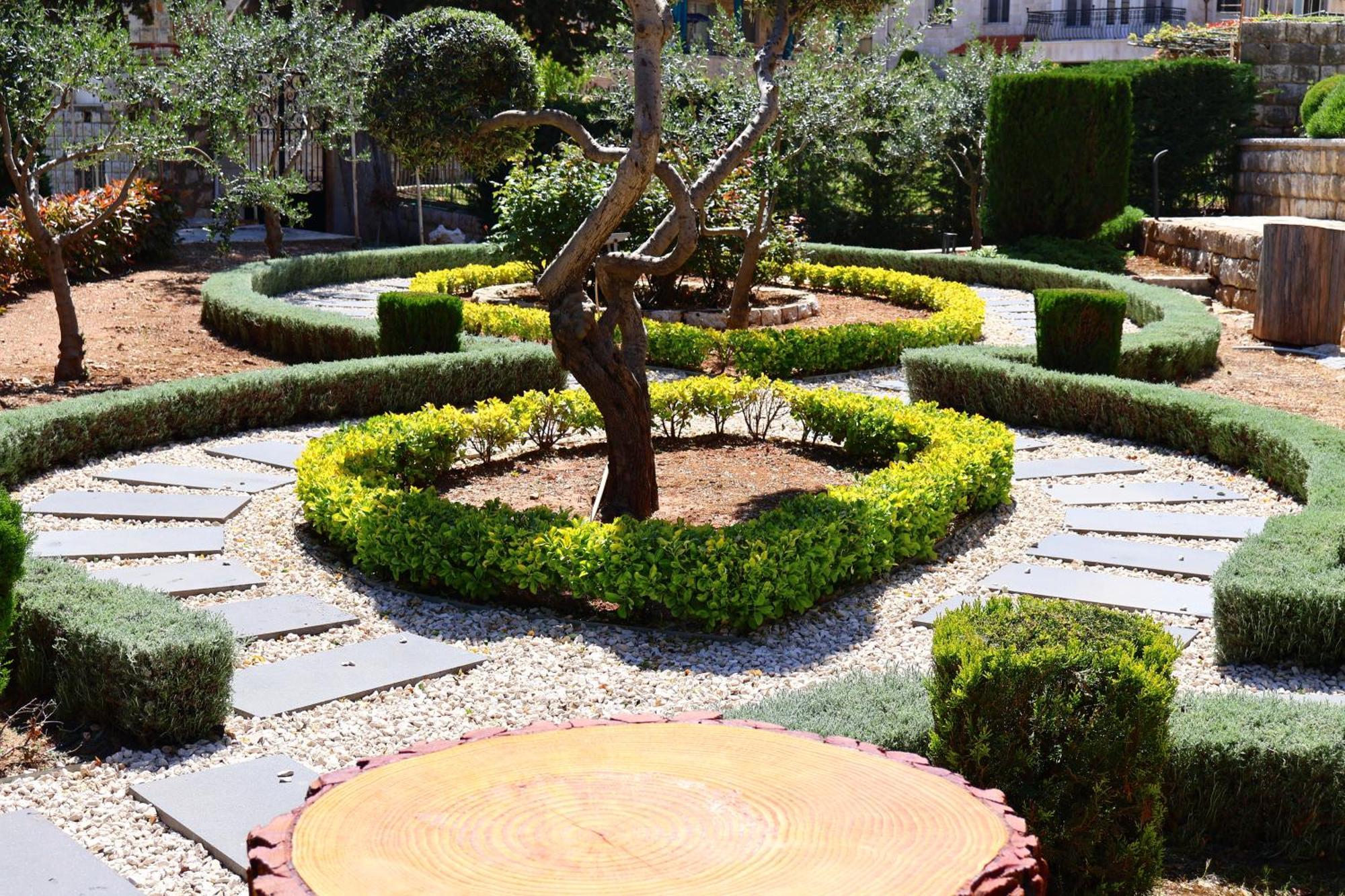 Stone Cellars Guest house *
